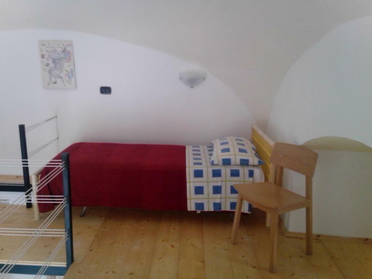 Happy Sunday Apartment Trani Exterior photo